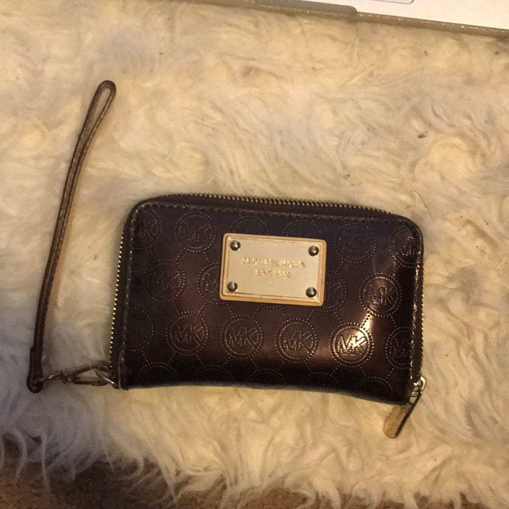 Michael Kors wristlet